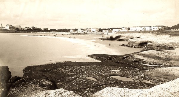 Les ”baignoires” de la falaise sud à Pontaillac - 1893 / coll. M. Sicard