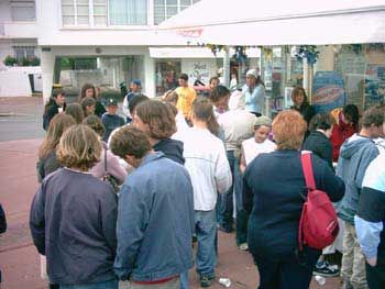 Le surf au féminin・Les sirènes de Roxy / Visuel : D.R.