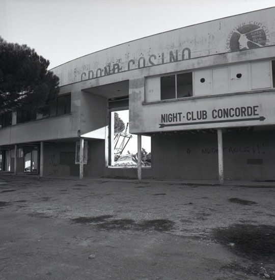 Destruction casino / Photo : A. Rodier