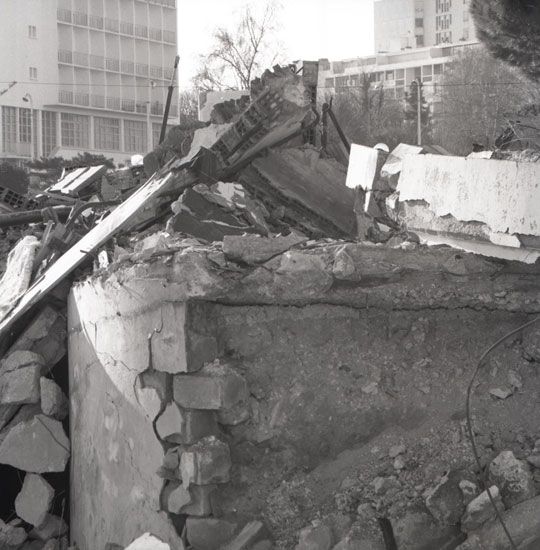 Destruction casino / Photo : A. Rodier