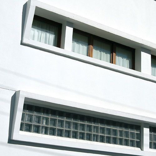 Centre catholique, gymnase・Guide architectural 1950 / photo A.M. Préaut