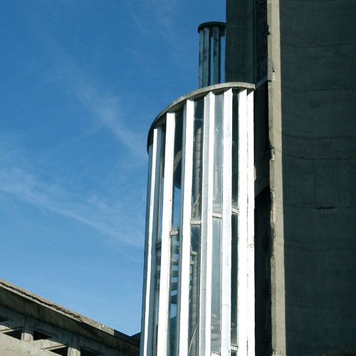 Église Notre-Dame・Guide architectural 1950 / photo A.M. Préaut