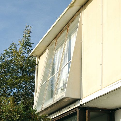 Maison expérimentale Prouvé de type 8 x 12・Guide architectural 1950 / photo A.M. Préaut