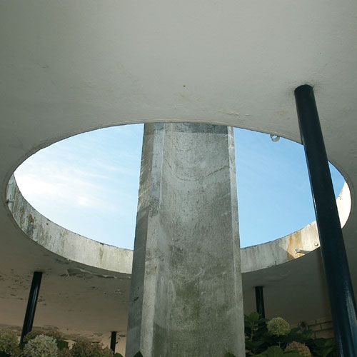 Temple, centre protestant・Guide architectural 1950 / photo A.M. Préaut