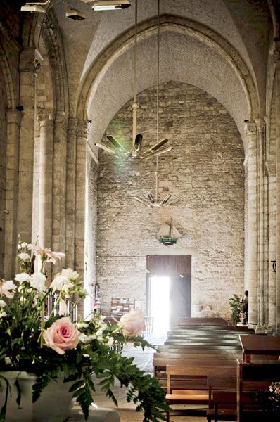 Église-St-Pierre-intérieur-entrée / Visuel : D.R.