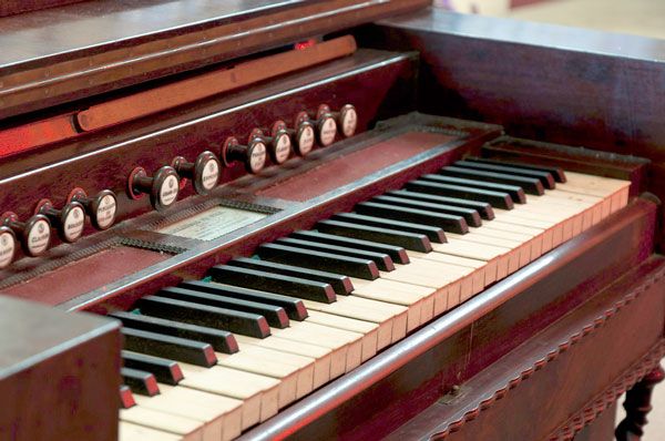 Eglise-St-Pierre-petit-orgue / Visuel : D.R.