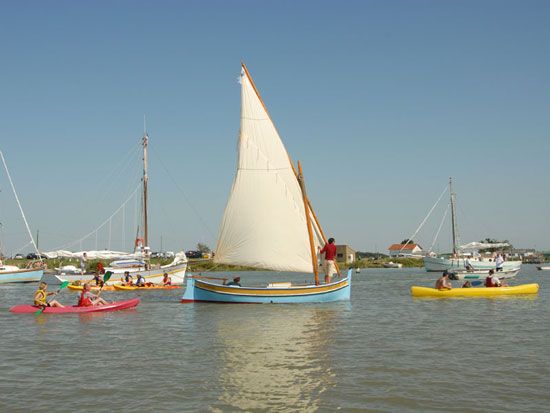 En voilier ou en kayak / Visuel : D.R.