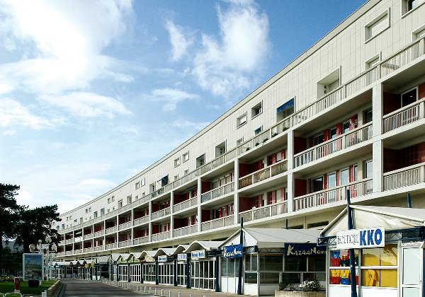 Cliquez pour afficher Îlots 17 et 18, Front de Mer / photo A.M. Préaut