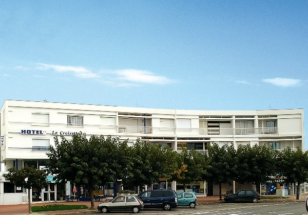 Cliquez pour afficher Îlot 83, 93 N et 115 (Dr Gantier) / photo A.M. Préaut