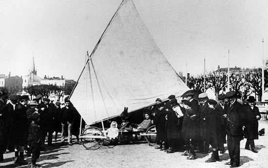 Centenaire du char à voile・Un siècle d'aéroplages et de chars sur la Côte de Beauté / Visuel : D.R.