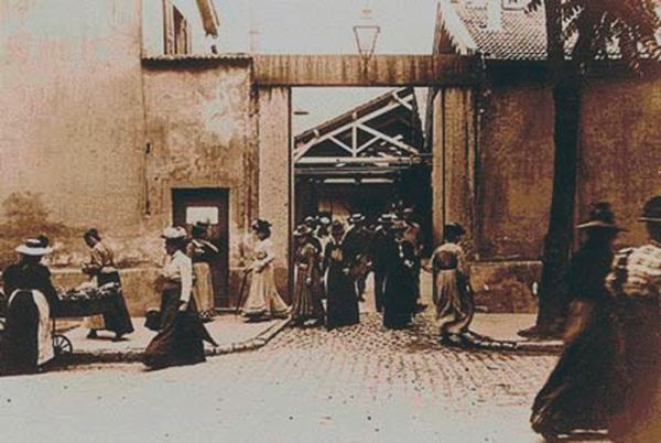 La sortie des usines Lumières / Visuel : D.R.