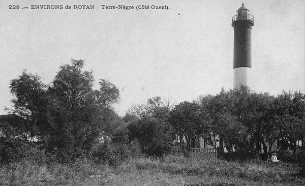 Le phare de Terre-Nègre. / Coll. Didier Ellie