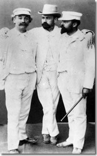 Les hommes en blanc (Charpentier, Zola, Desmoulin) / Visuel : D.R.