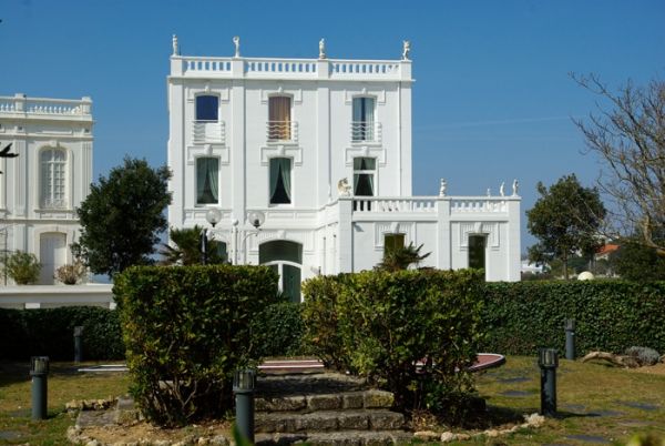 Villa Les Roches・Guide architectural 1900 / cliché F. Chassebœuf
