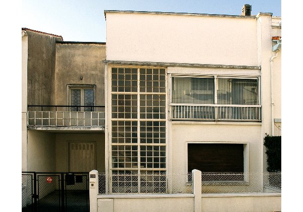 Cliquez pour afficher Maison de ville Dremilly / photo A.M. Préaut