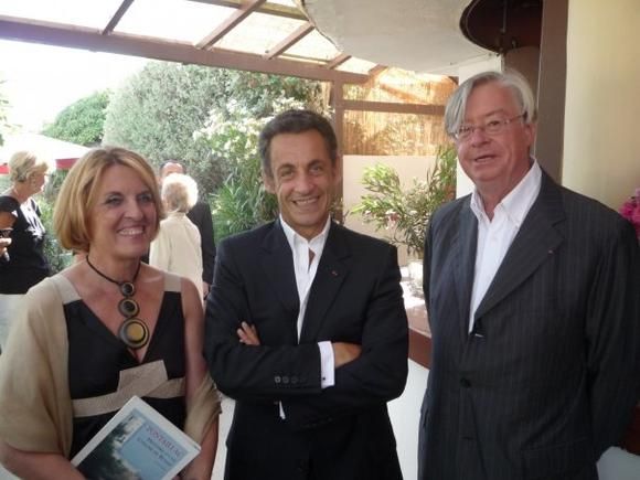Nicolas Sarkozy avec Didier Quentin et sa femme Marie-Pierre Quentin. / Visuel : D.R.
