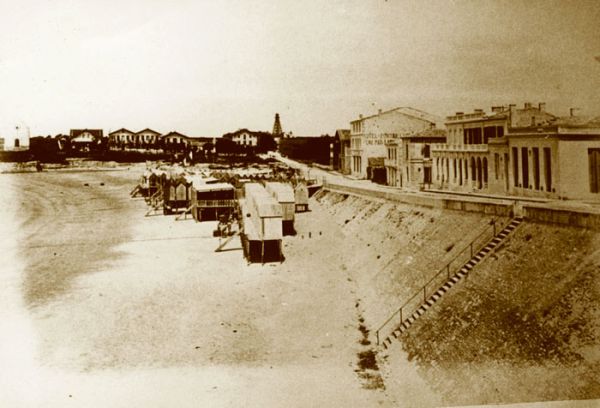 Plage de Pontaillac 1940 / Visuel : D.R.