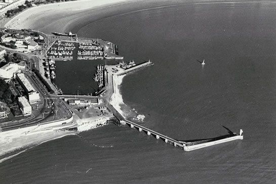 Royan, dimanche 27 novembre 1977 / Visuel : D.R.
