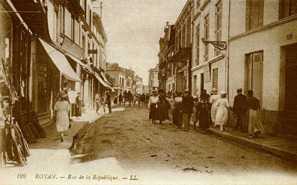 Rue de la Republique 1940 / Visuel : D.R.