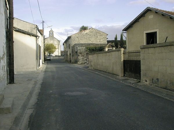 Saint-Julien de l'Escap - la rue Basse où naquit Victor Billaud / Visuel : D.R.