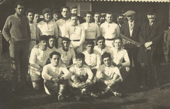 L'équipe première du S.A.R. en 1926. / Coll. ROC Rugby