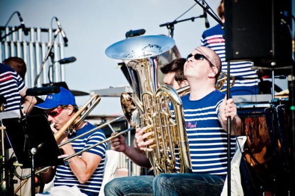 Section cuivre - Violon sur le Sable 2011 / Photo : Alain Mascaro