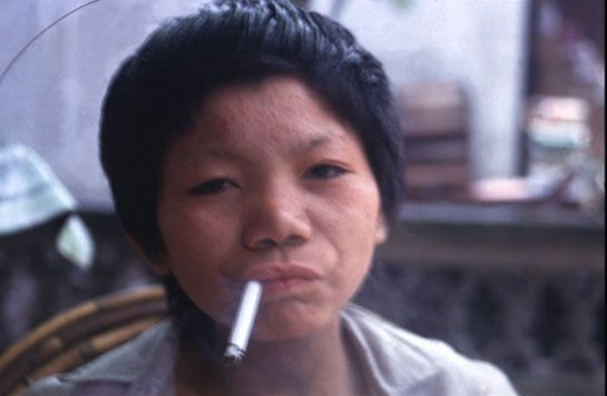 Titi, vietnamien dans la baie d'Halong / Visuel : D.R.