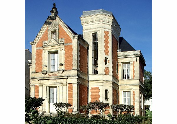 Cliquez pour afficher Villa Castel Park / cliché F. Chassebœuf