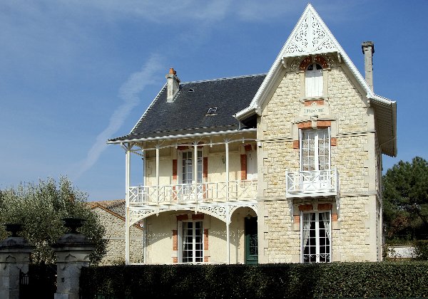 Cliquez pour afficher Villa Hélianthe (av. des Jardins) / cliché F. Chassebœuf