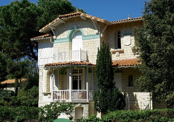 Cliquez pour afficher Villa Isabella / cliché F. Chassebœuf