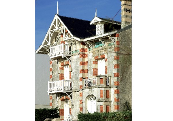 Cliquez pour afficher Villa Le Cygne / cliché F. Chassebœuf
