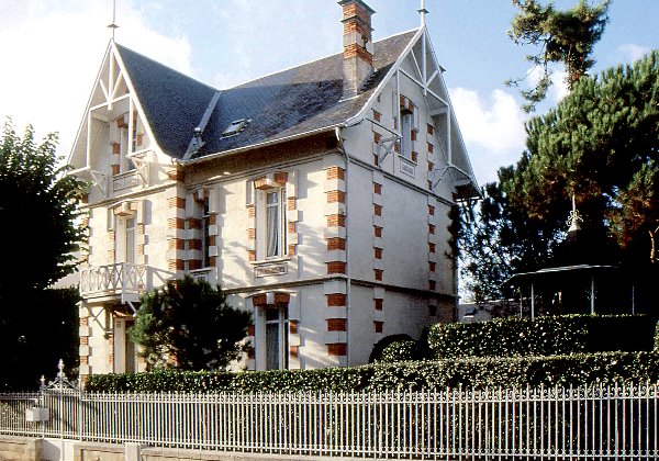 Cliquez pour afficher Villa Marie-Joséphine / cliché F. Chassebœuf