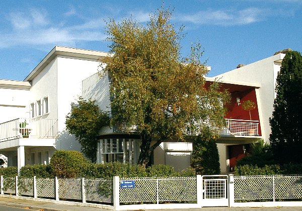 Cliquez pour afficher Villa Mbi ye no / photo A.M. Préaut