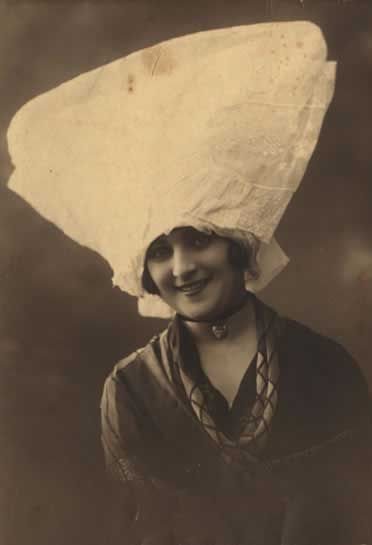 Miss Reine d'Aunis 1918 : Yvette Mangin / Visuel : D.R.