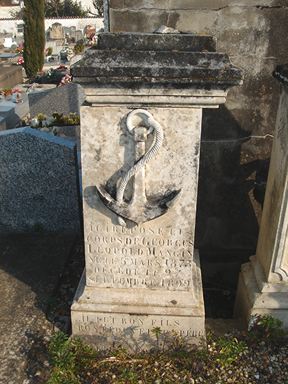 Tombe du pilote Georges Léopold Mangin